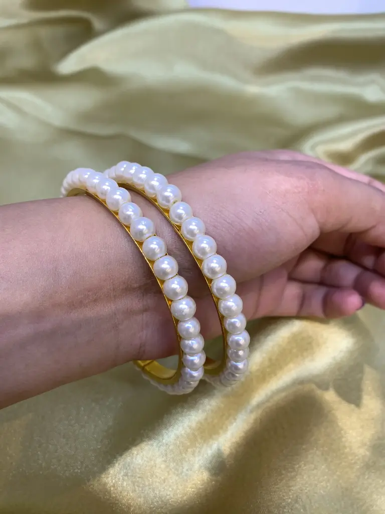 Pearl Twist Bangle