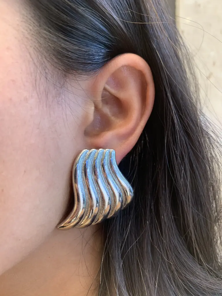 Curve Earring