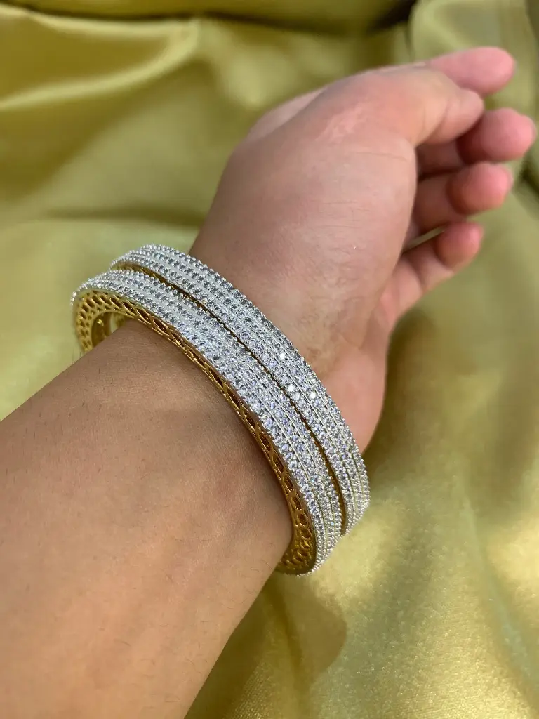 DIAMOND BANGLE