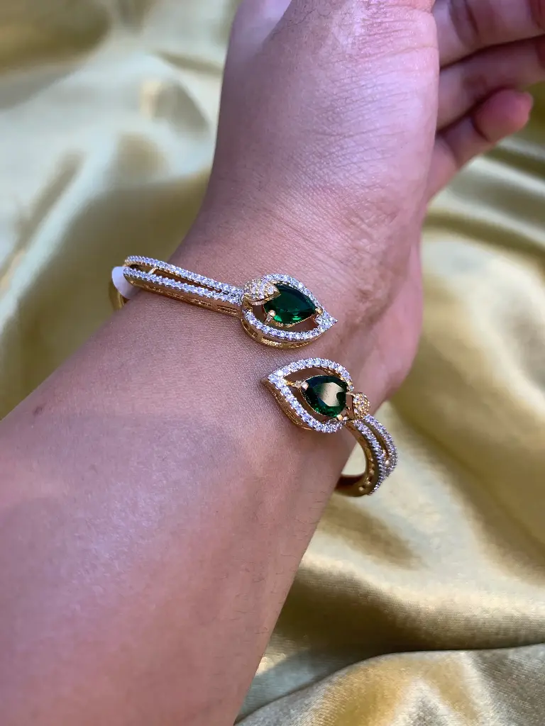 EMERALD DEWDROP AD BARACELET