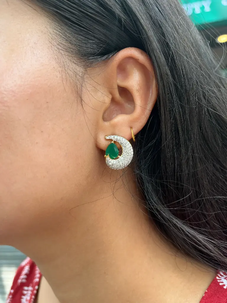 GEMSTONE ACCENT STUDS