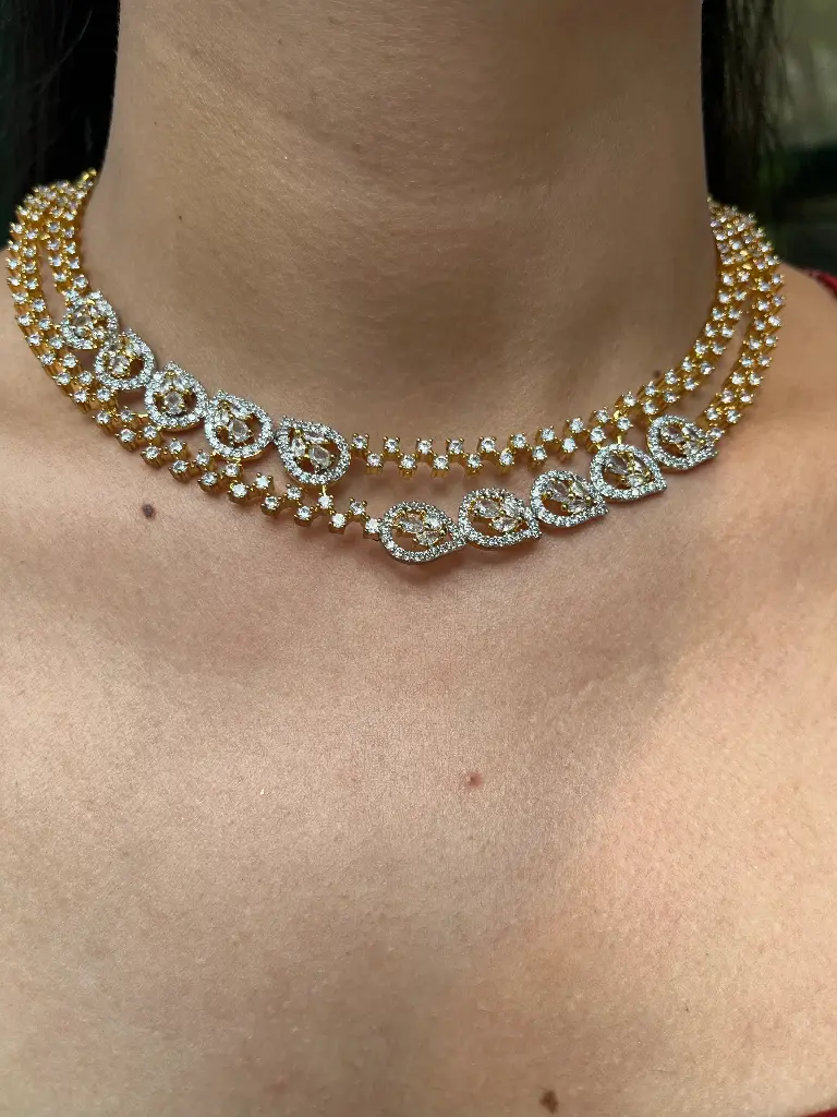 SHIMMRE AND STRAND NECKLACE