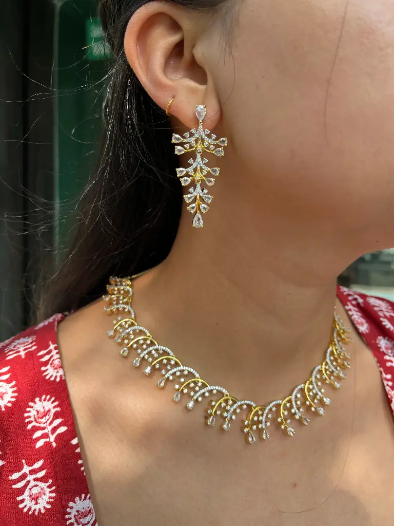SUN RAY NECKLACE SET
