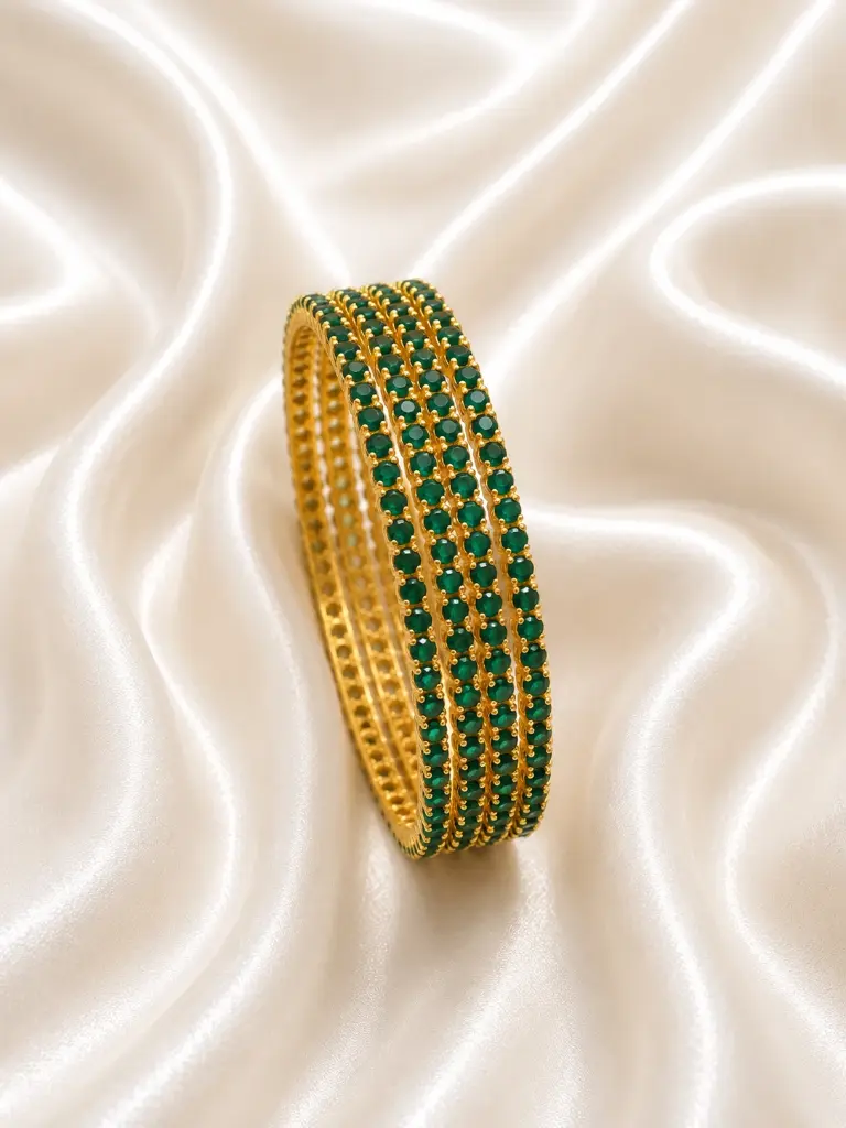SPINEL SYONE BANGLES