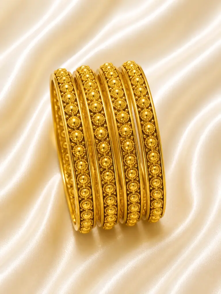 MINI BALL GOLD BANGLE