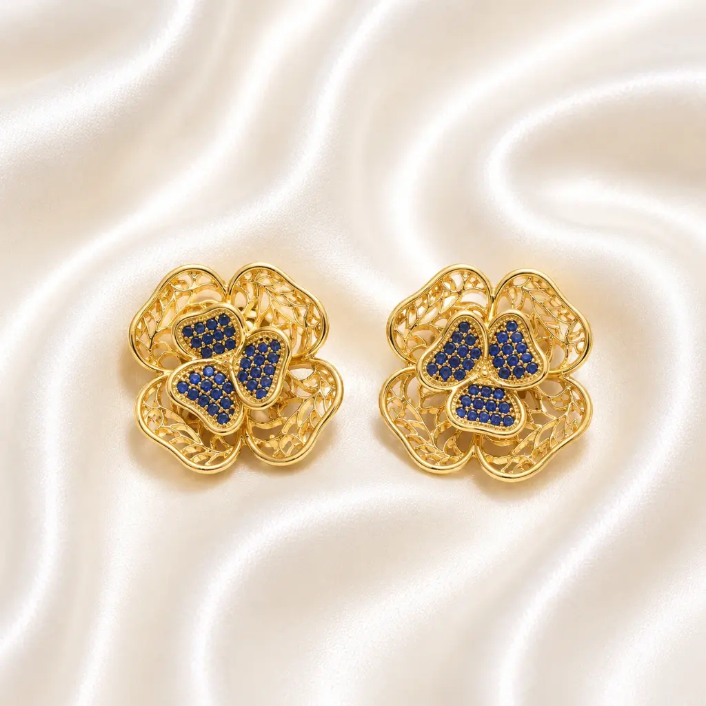 THREE STONE BLUE CLUSTER